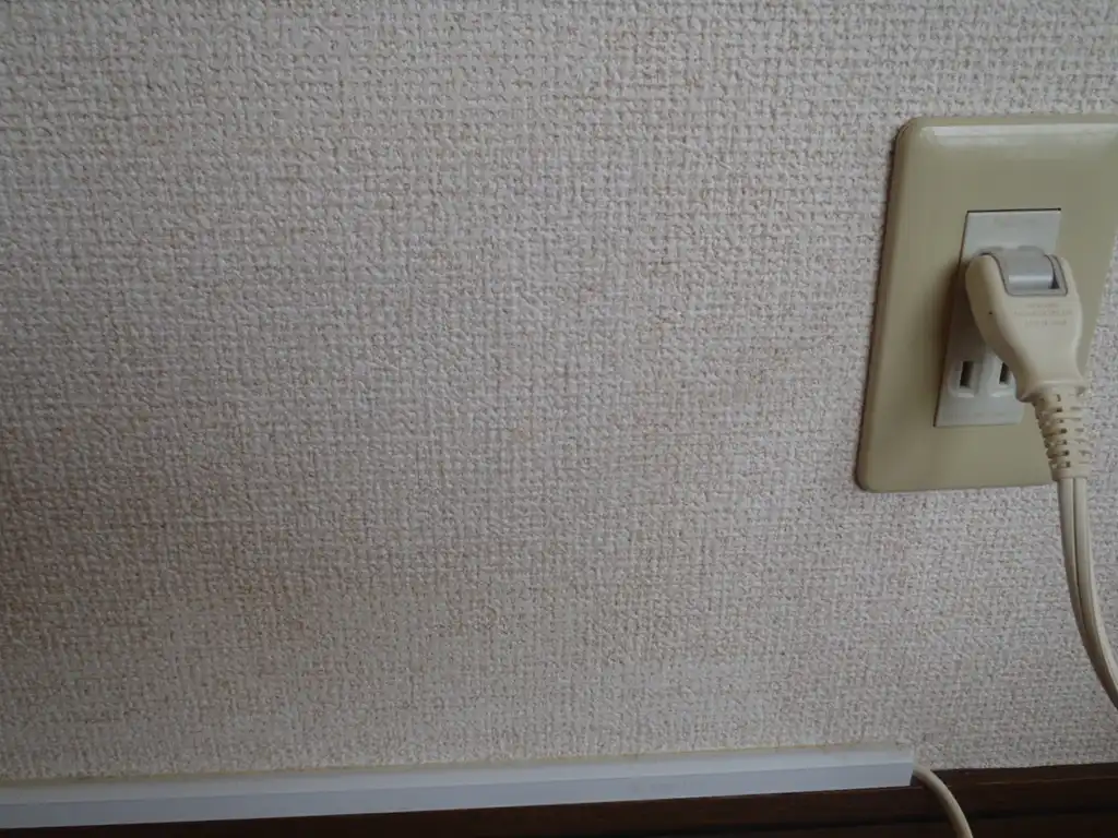 クロス部分補修　施工後